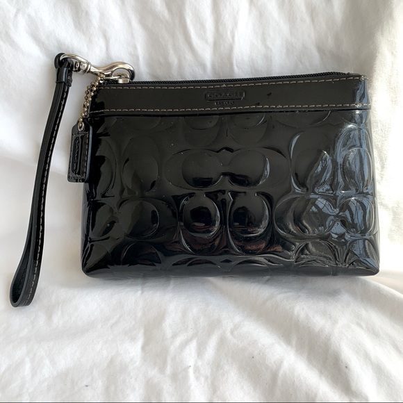 Coach Handbags - Coach Embossed C's Clutch Wristlet Patent Leather